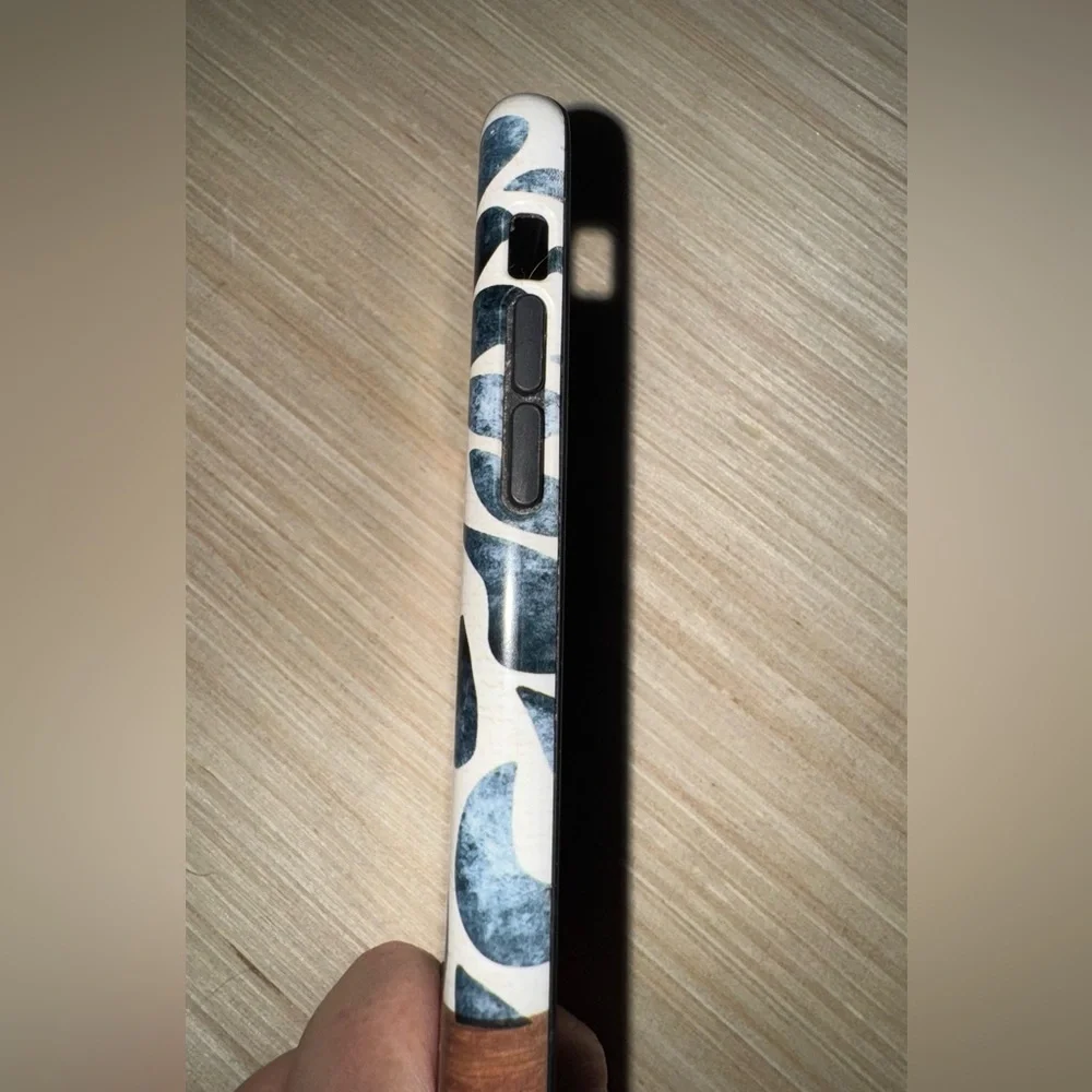 iPhone 11 Pro phone case TOUGH blue drips Matte finish